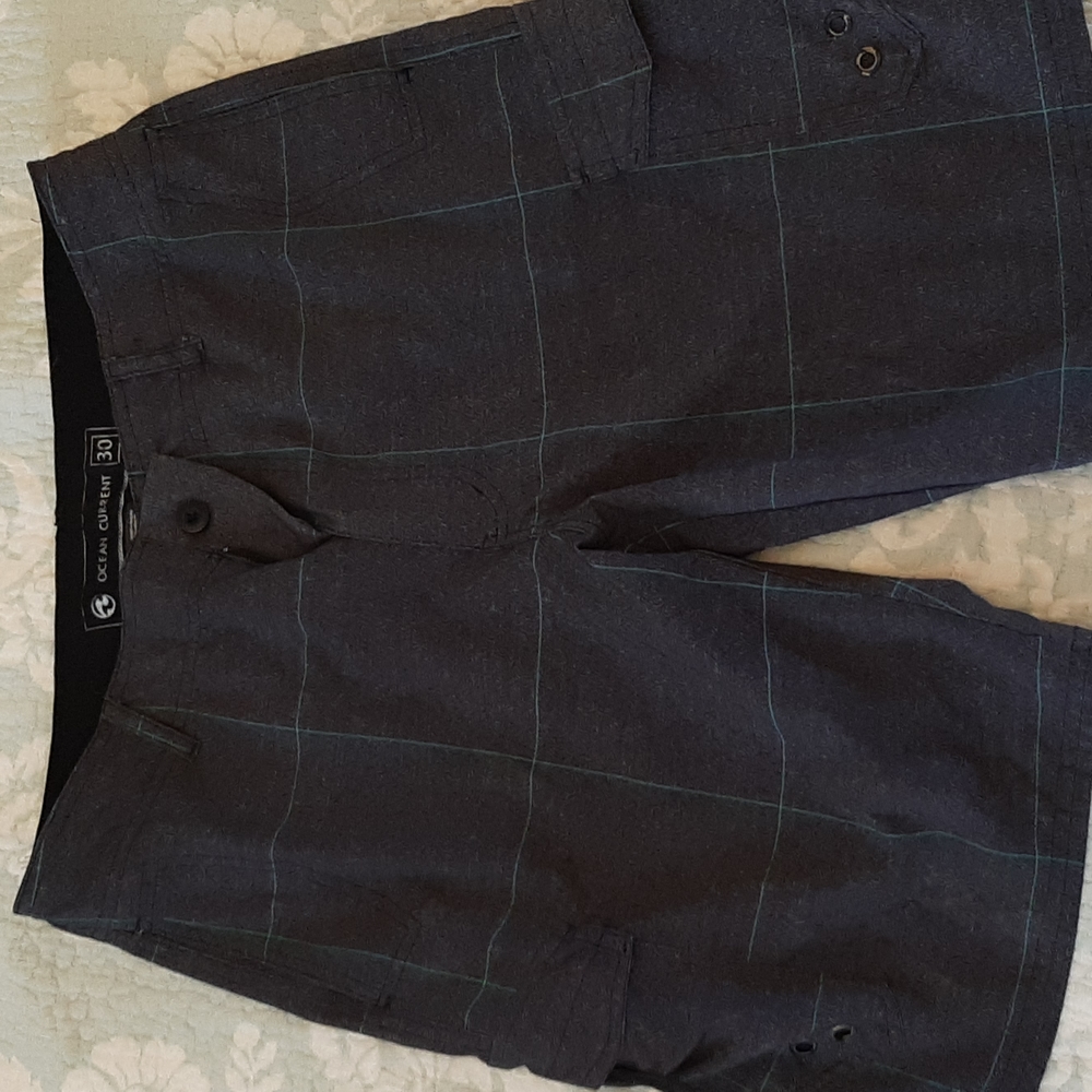 EUC Men's hybrid short